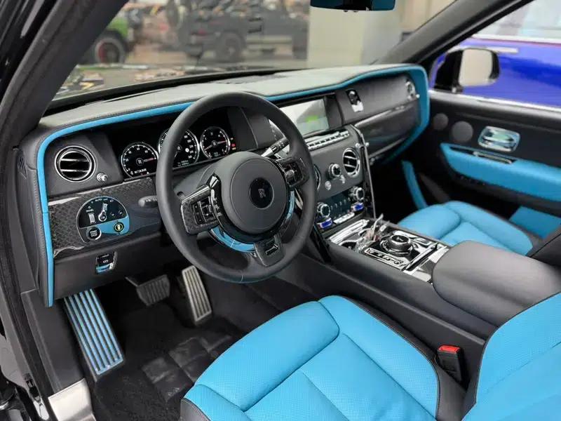 2020 Cullinan Black Badge — миниатюра 14