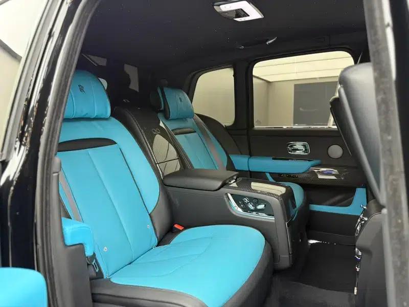 2020 Cullinan Black Badge — миниатюра 18