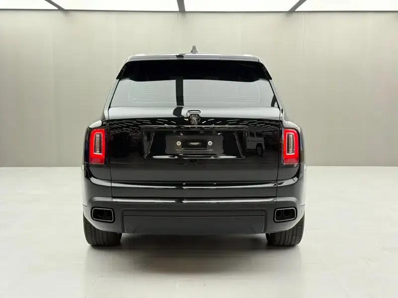 2020 Cullinan Black Badge — миниатюра 5