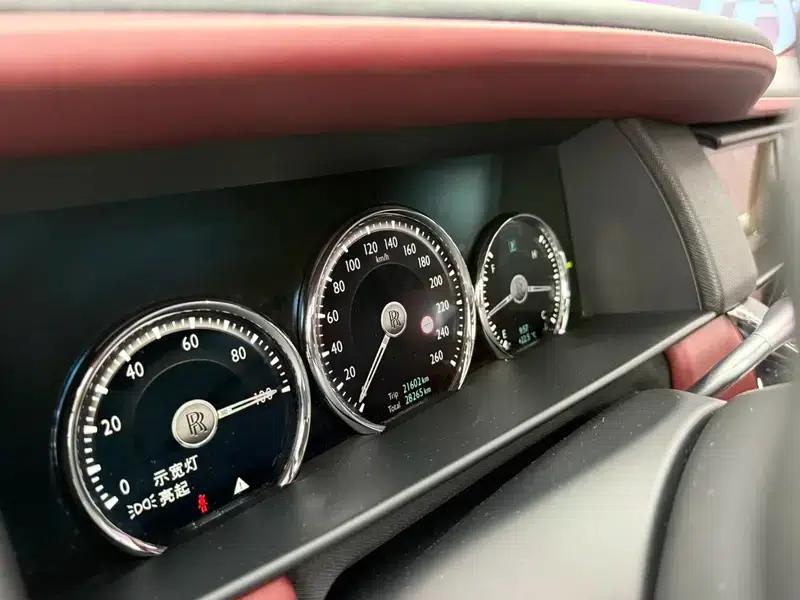 2018 Cullinan 5-seater — миниатюра 11
