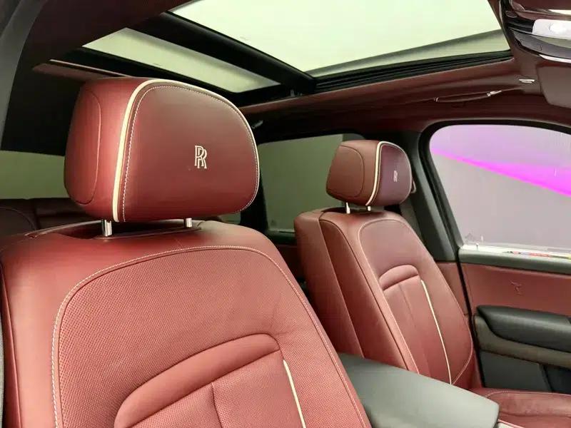 2018 Cullinan 5-seater — миниатюра 25