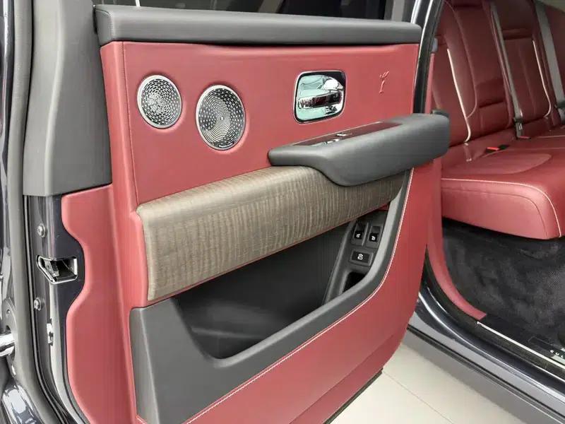 2018 Cullinan 5-seater — миниатюра 9