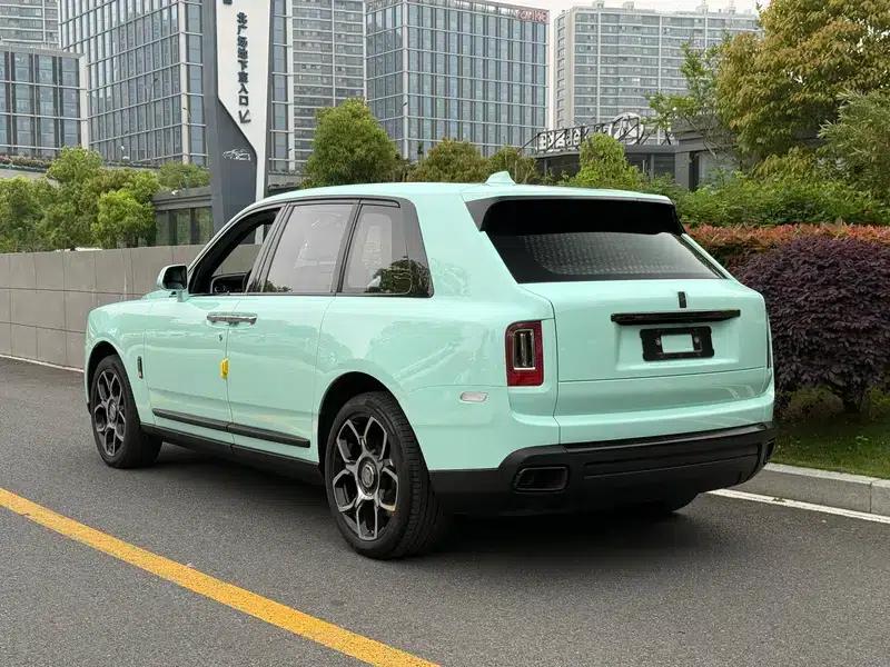 2020 Cullinan Black Badge — миниатюра 4