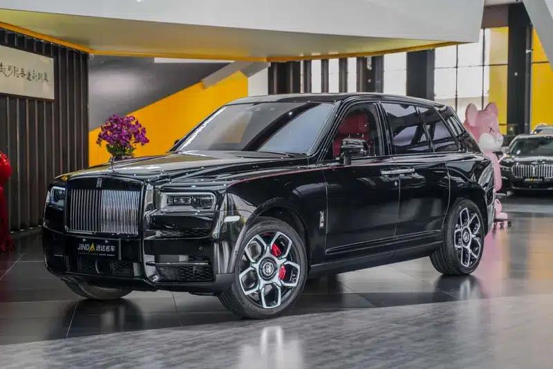 2024 Cullinan Black Badge — миниатюра 1