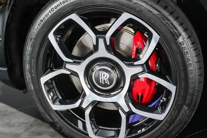 2024 Cullinan Black Badge — миниатюра 7