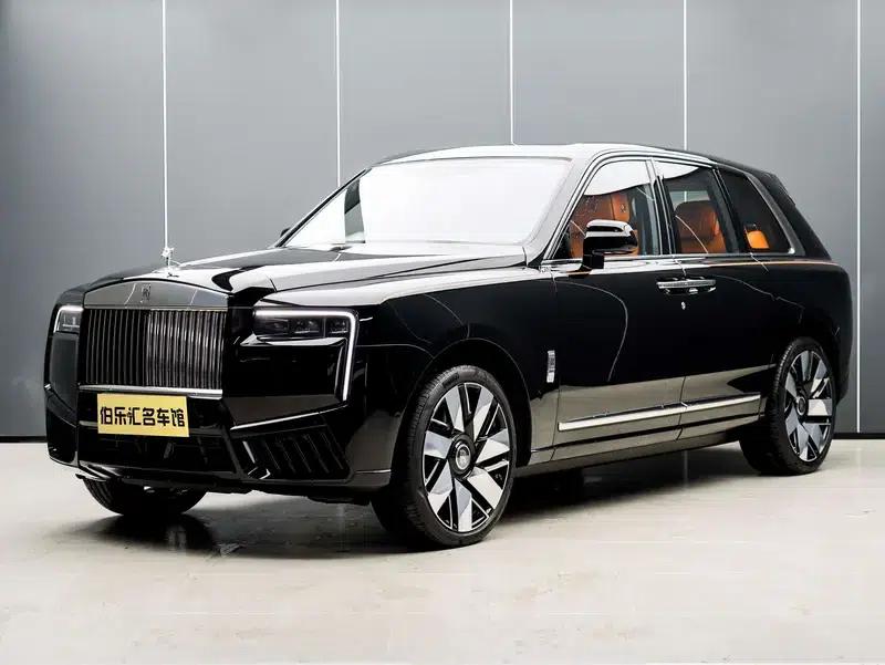 2024 Cullinan, four-seater version — миниатюра 1