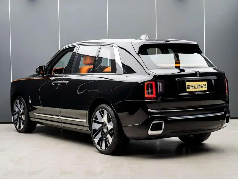 2024 Cullinan, four-seater version — миниатюра 3