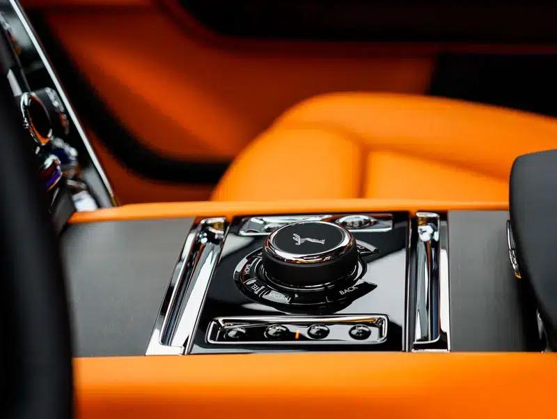 2024 Cullinan, four-seater version — миниатюра 22
