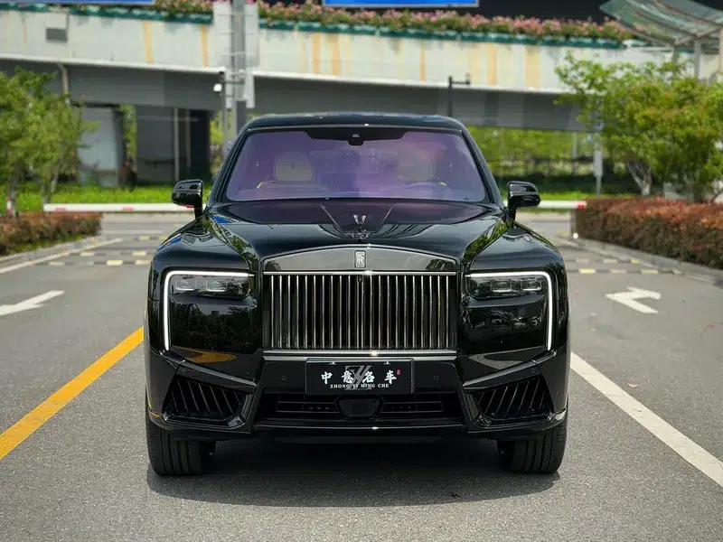 2025 Cullinan Series II Black Badge Disruptor — миниатюра 2