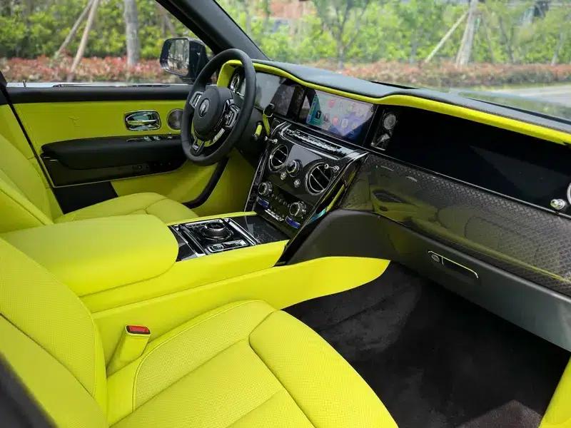 2025 Cullinan Series II Black Badge Disruptor — миниатюра 13