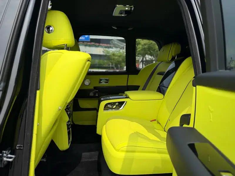 2025 Cullinan Series II Black Badge Disruptor — миниатюра 18