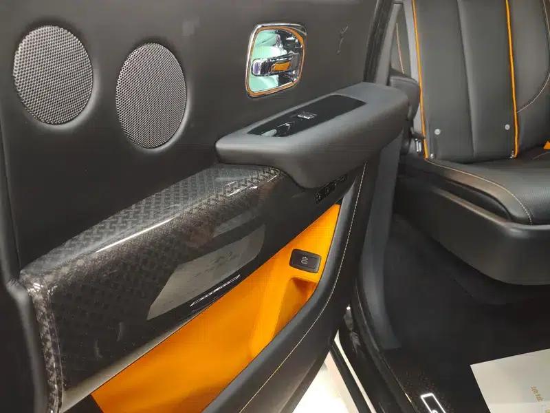 2024 Cullinan, four-seater version — миниатюра 11