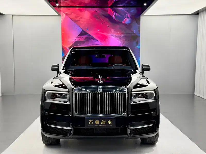 2018 Cullinan, four-seater version — миниатюра 2