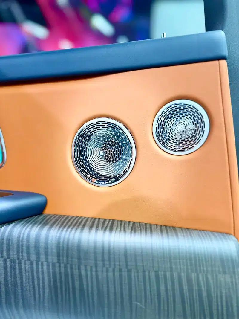 2018 Cullinan, four-seater version — миниатюра 11