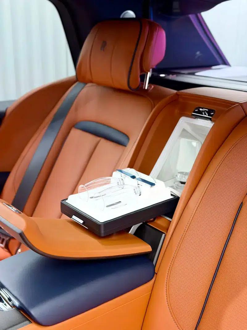 2018 Cullinan, four-seater version — миниатюра 12