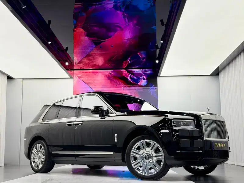 2018 Cullinan, four-seater version — миниатюра 15