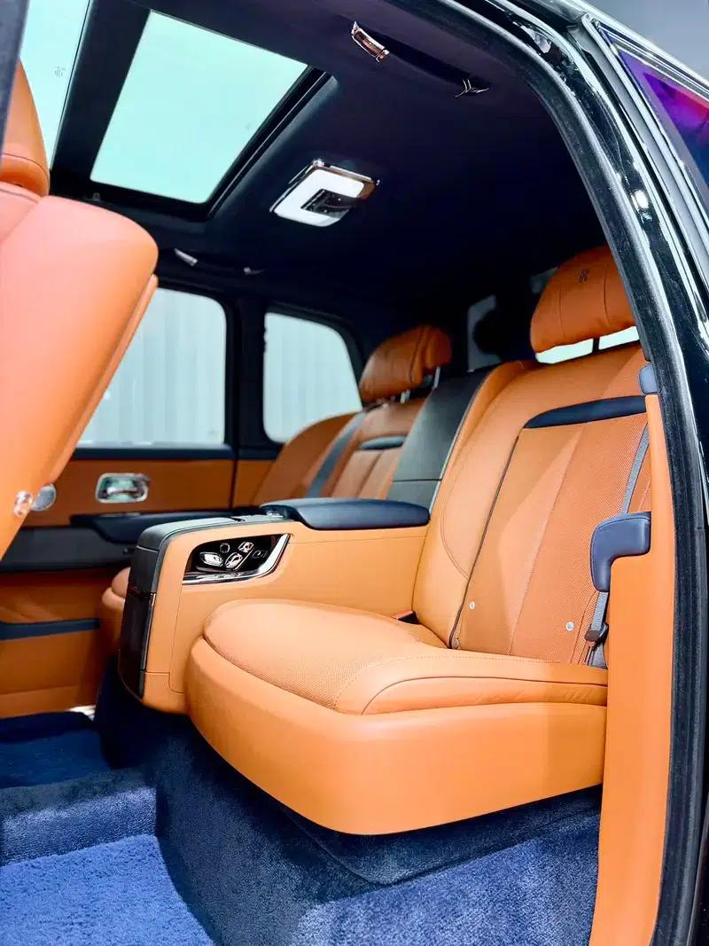 2018 Cullinan, four-seater version — миниатюра 21