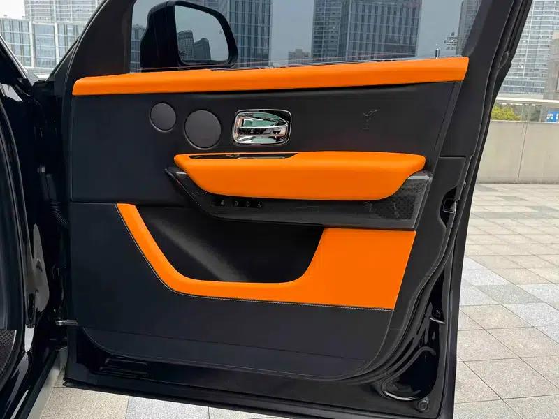 2020 Cullinan Black Badge — миниатюра 11