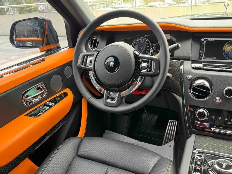 2020 Cullinan Black Badge — миниатюра 19