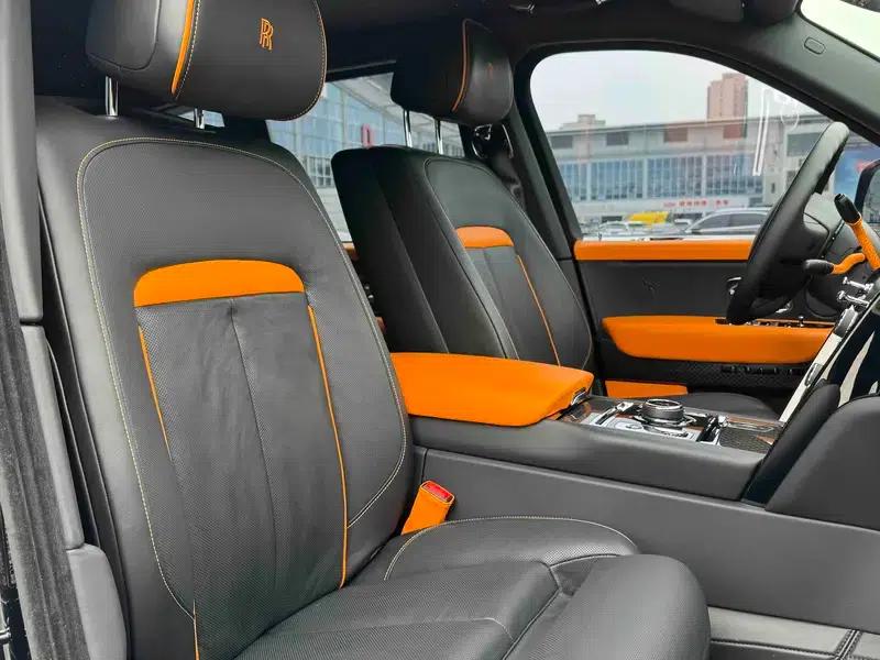 2020 Cullinan Black Badge — миниатюра 22