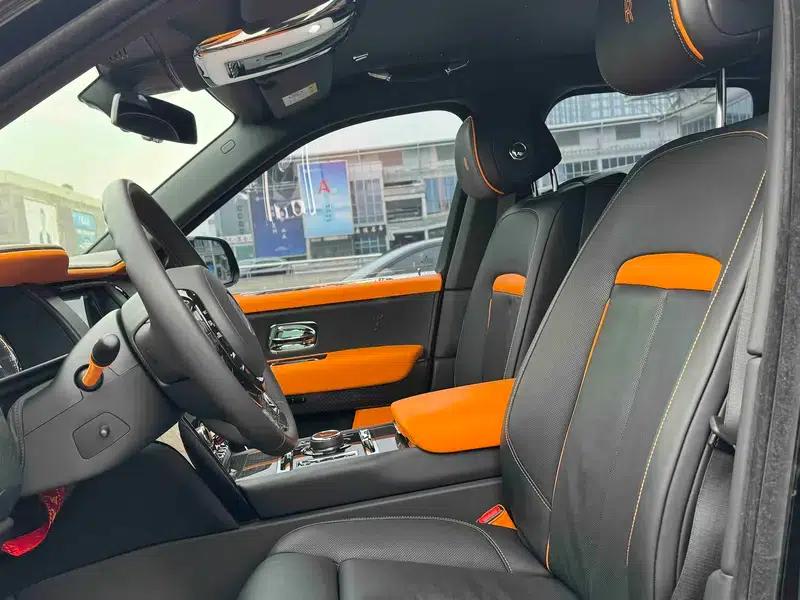 2020 Cullinan Black Badge — миниатюра 23