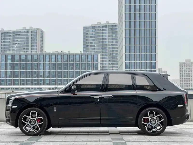 2020 Cullinan Black Badge — миниатюра 4