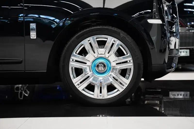 2018 Cullinan 5-seater — миниатюра 7