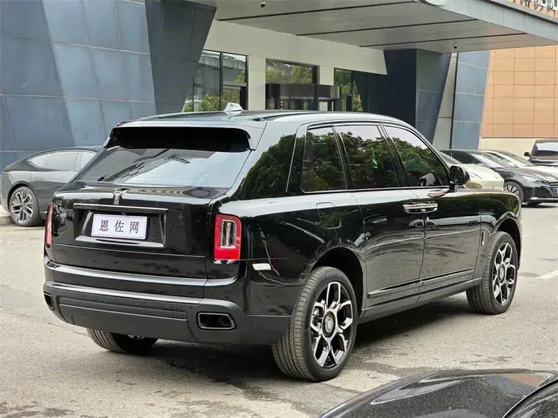 2024 Cullinan Black Badge — миниатюра 6
