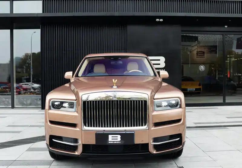 2018 Cullinan, four-seater version — миниатюра 2