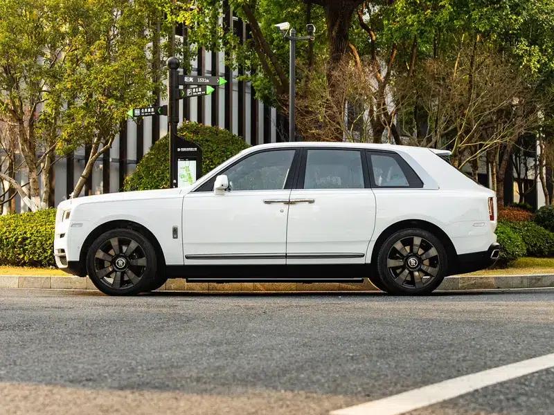 2018 Cullinan 5-seater — миниатюра 4