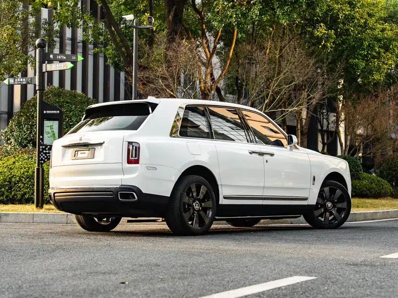 2018 Cullinan 5-seater — миниатюра 7