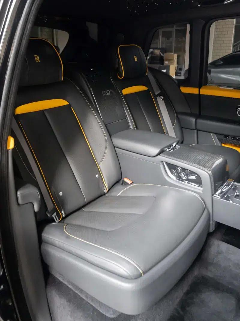 2020 Cullinan Black Badge — миниатюра 13