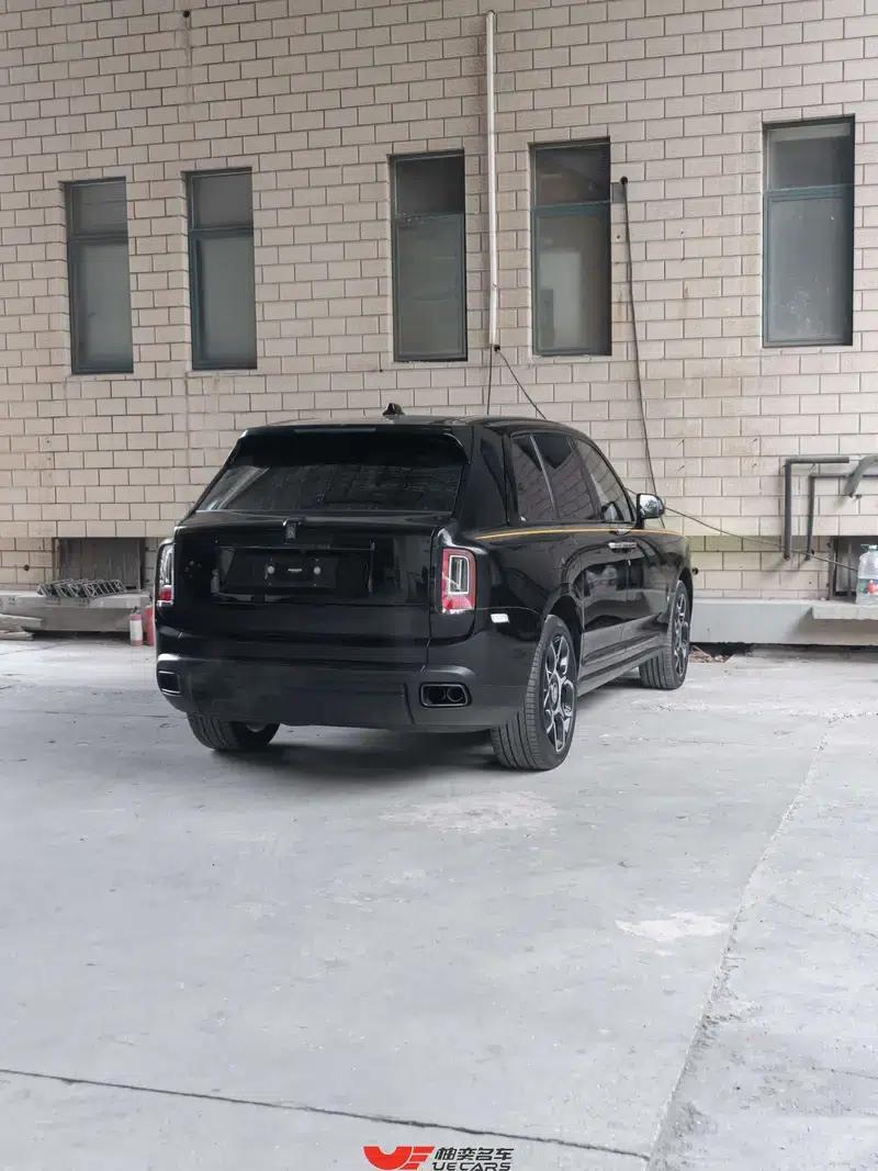 2020 Cullinan Black Badge — миниатюра 6