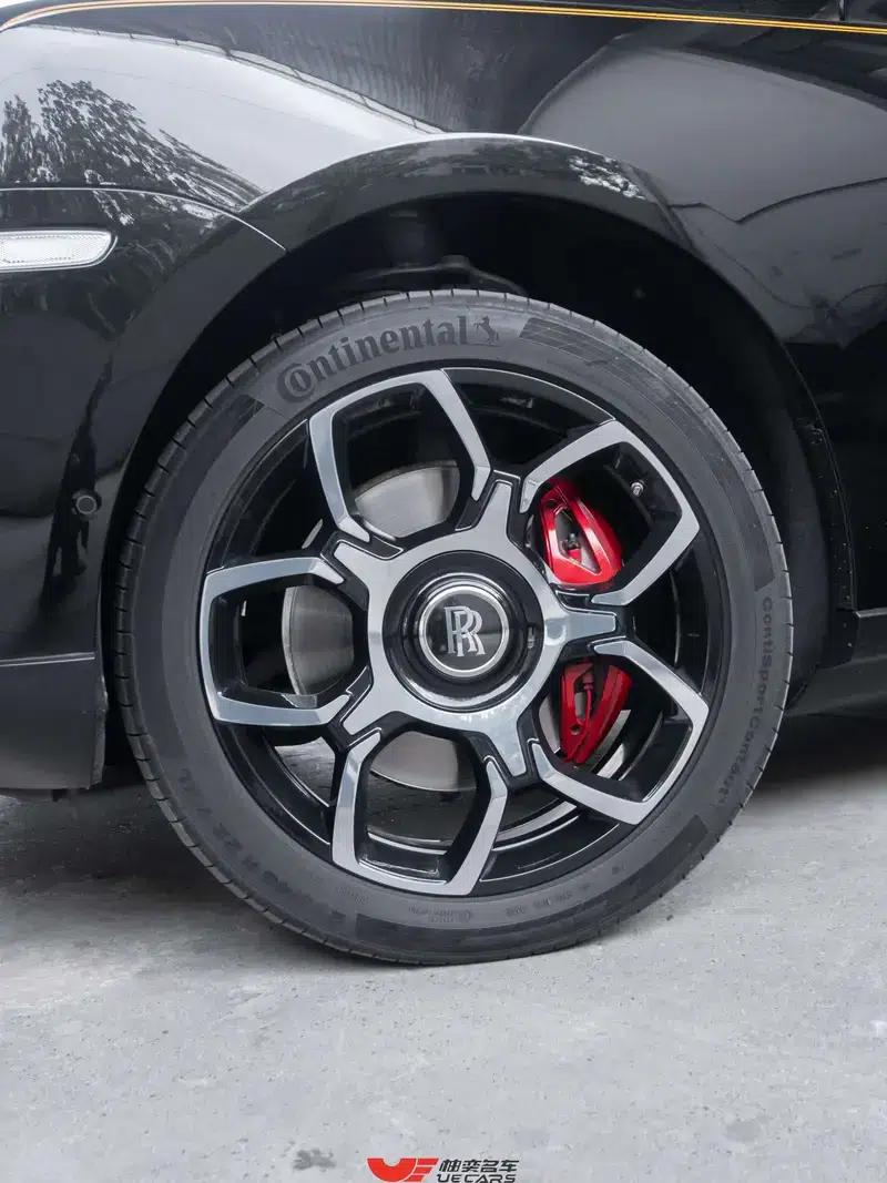 2020 Cullinan Black Badge — миниатюра 7