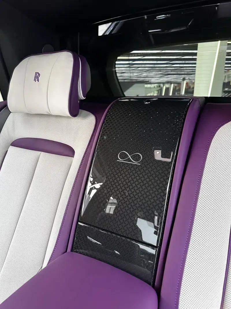 2020 Cullinan Black Badge — миниатюра 13