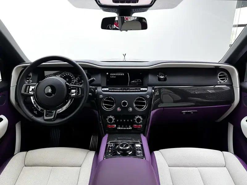 2020 Cullinan Black Badge — миниатюра 20