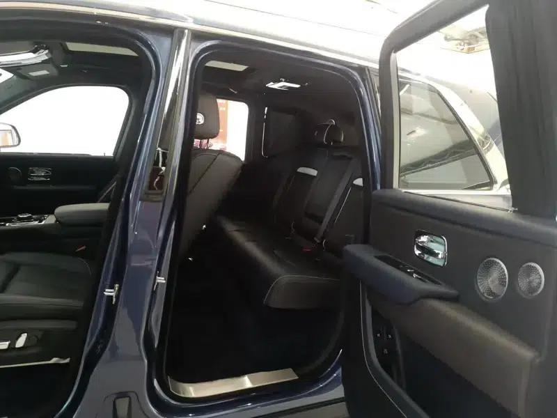 2018 Cullinan, four-seater version — миниатюра 9