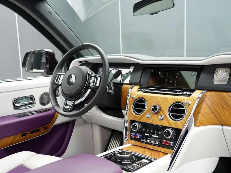 2018 Cullinan, four-seater version — миниатюра 17