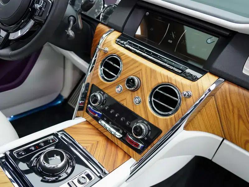 2018 Cullinan, four-seater version — миниатюра 18