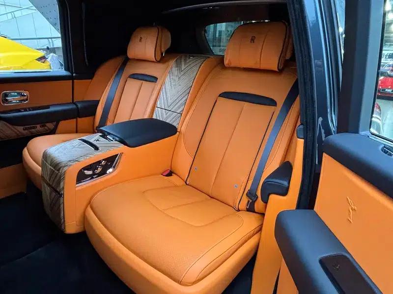 2018 Cullinan, four-seater version — миниатюра 7