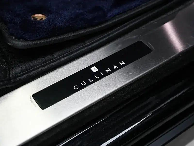 2018 Cullinan, four-seater version — миниатюра 12