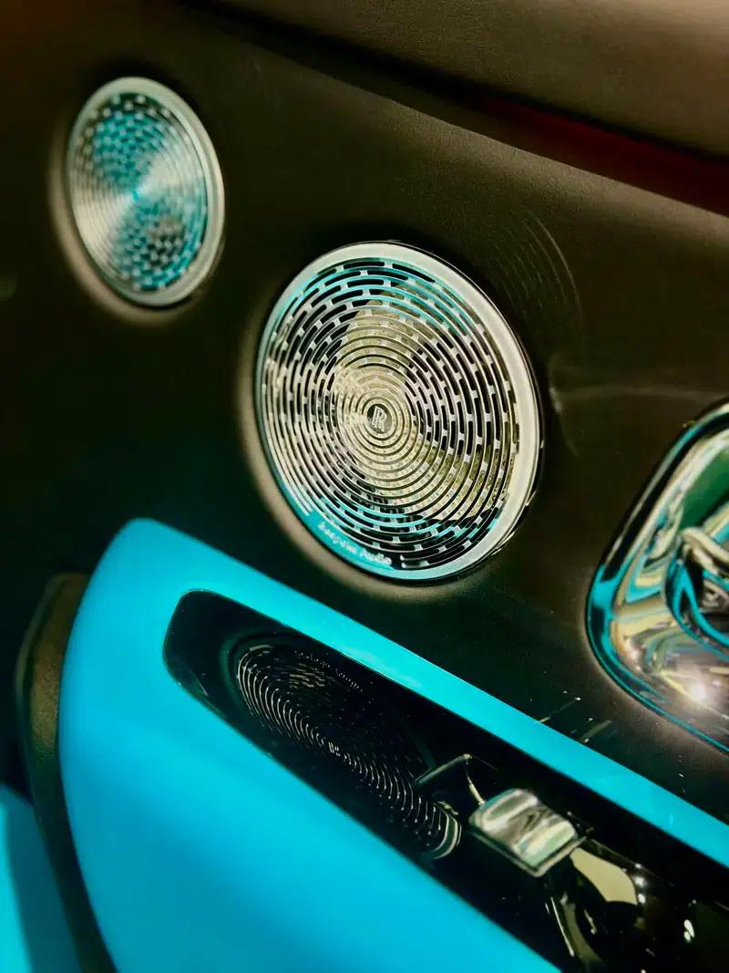 2024 Cullinan, four-seater version — миниатюра 16