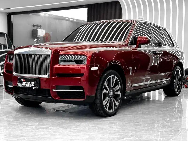 2022 Cullinan 6.7T Automatic AWD 4-seater — миниатюра 1