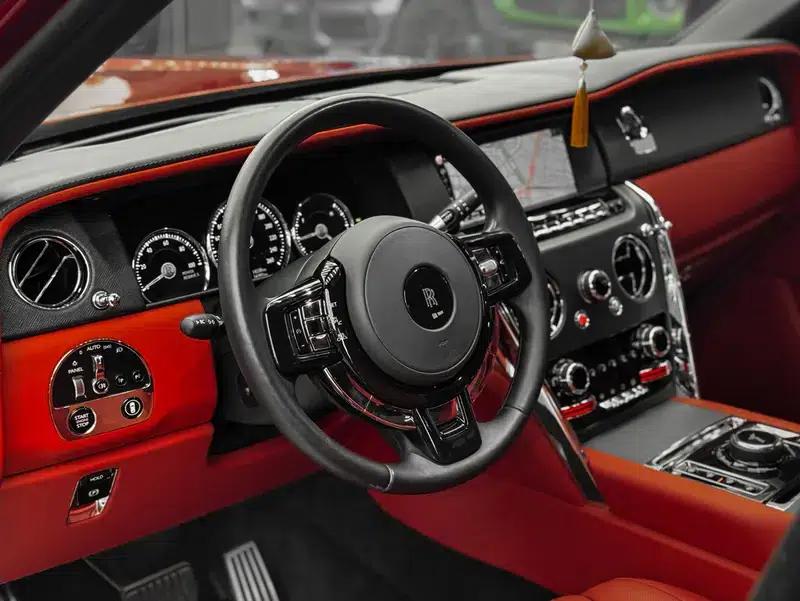 2022 Cullinan 6.7T Automatic AWD 4-seater — миниатюра 14