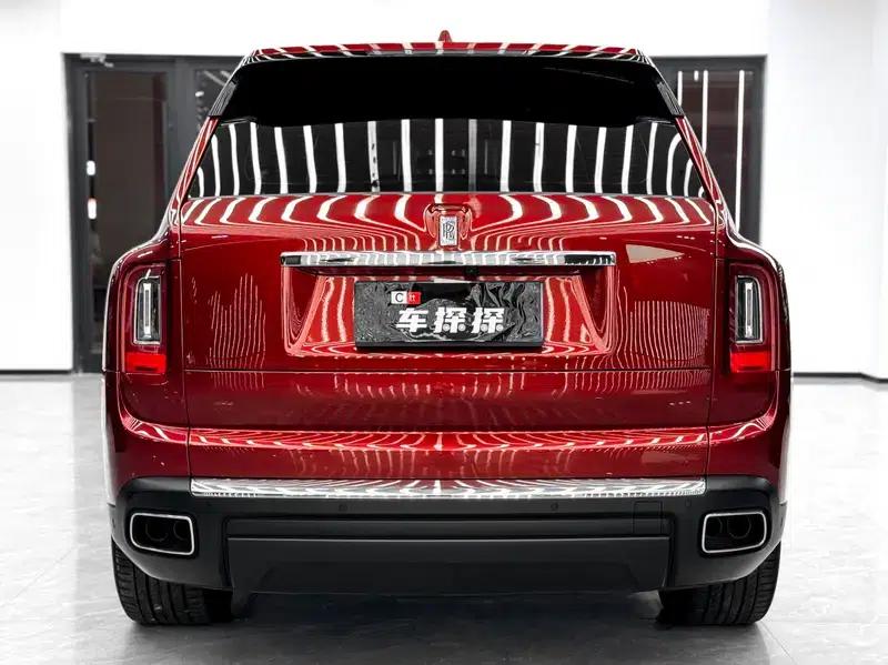 2022 Cullinan 6.7T Automatic AWD 4-seater — миниатюра 4