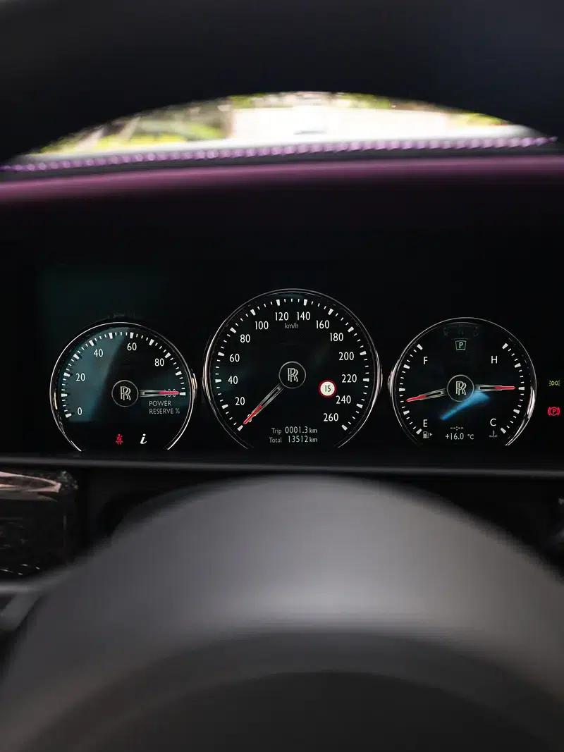 2020 Cullinan Black Badge — миниатюра 18
