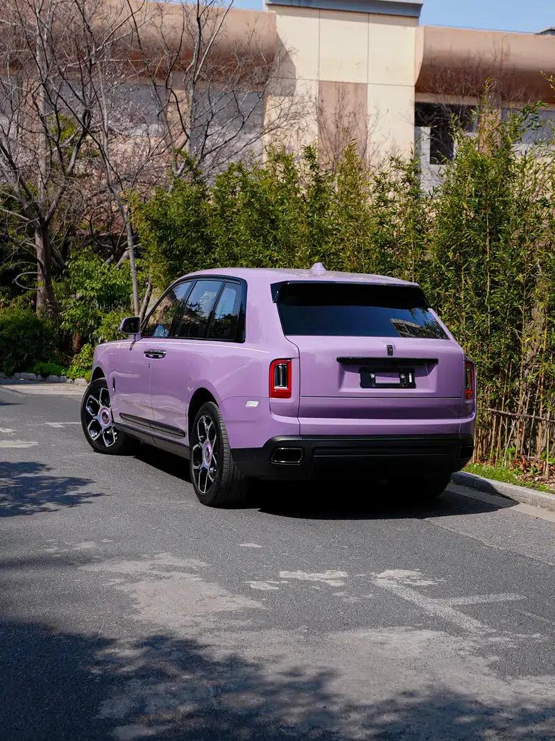 2020 Cullinan Black Badge — миниатюра 4