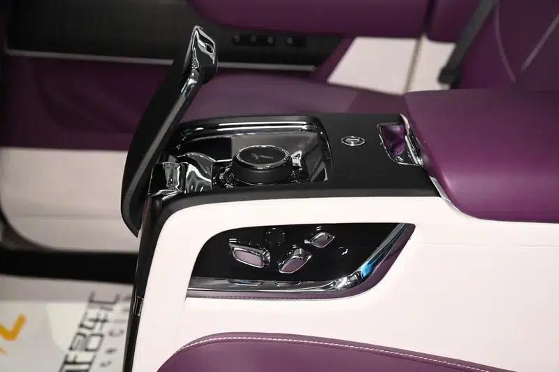 2018 Cullinan, four-seater version — миниатюра 16