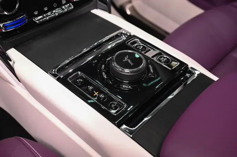 2018 Cullinan, four-seater version — миниатюра 27