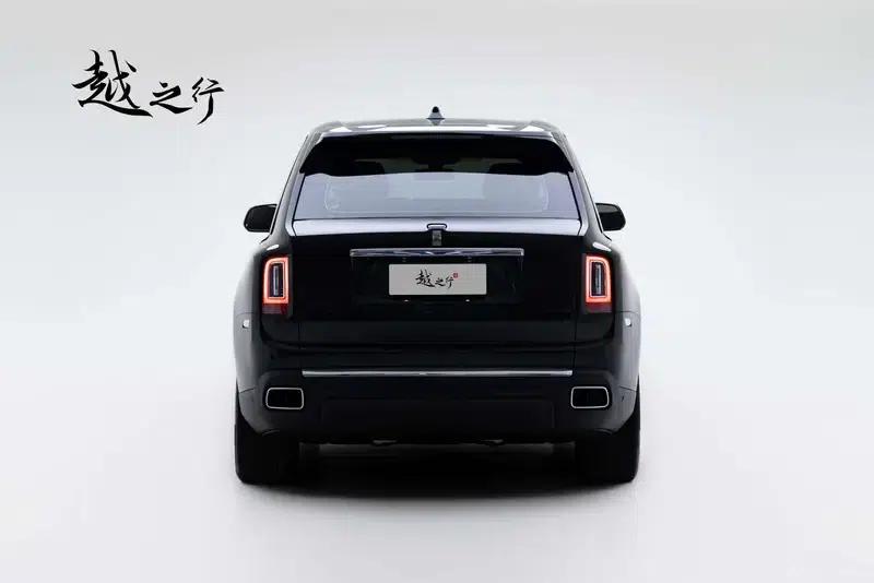 2022 Cullinan 6.7T Automatic AWD 4-seater — миниатюра 3